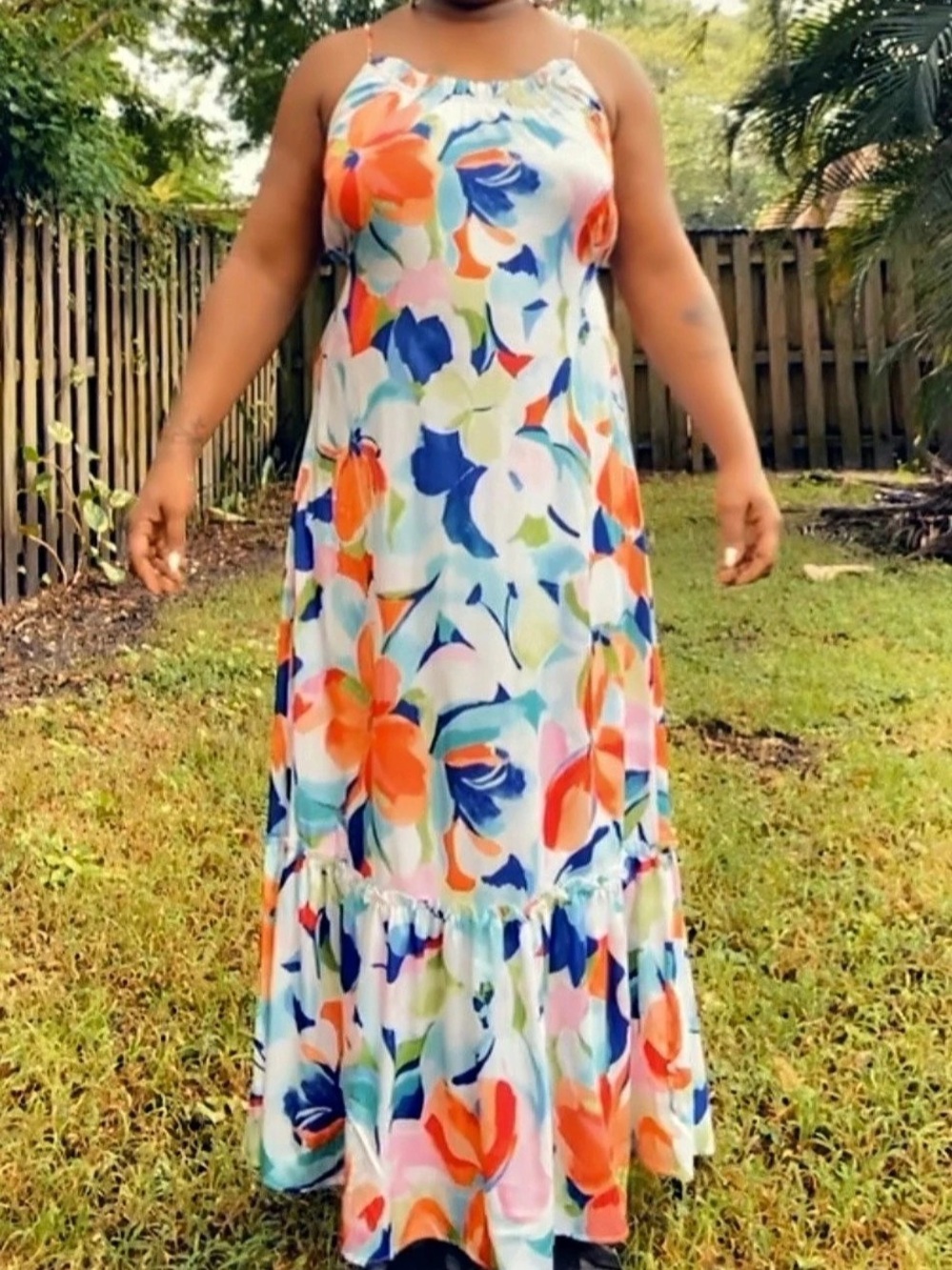 Nicole Miller New York Floral Maxi Dress in White & Blue Size Medium